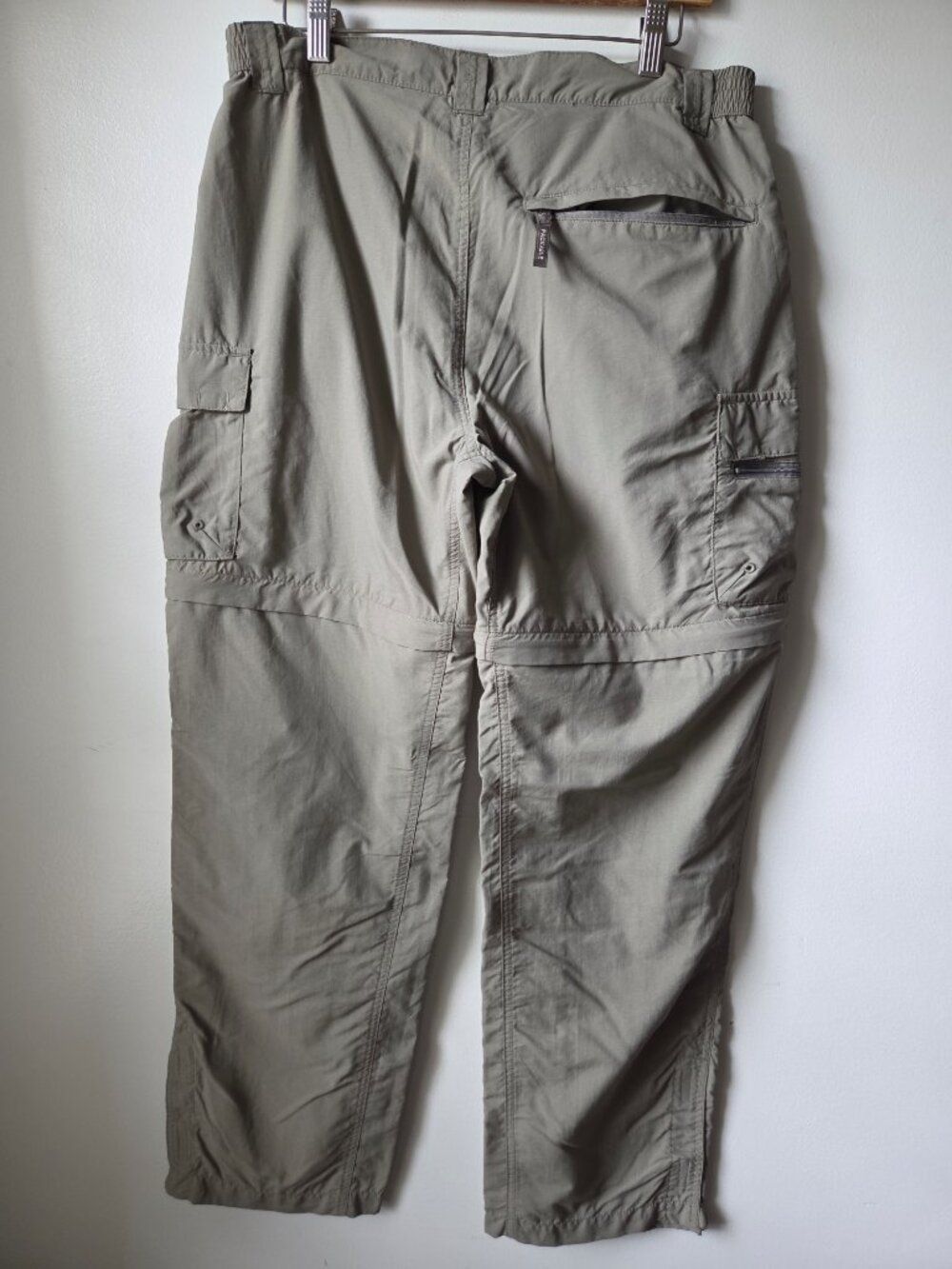 Euc Columbia Titanium Grey Taupe Convertible Packable Outdoor Pants Size L Wmns — image 2 of 8